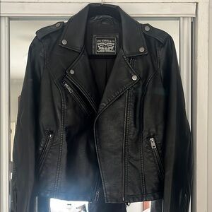 Levi's Black Leather Motorcycle Jacket Timeless Style